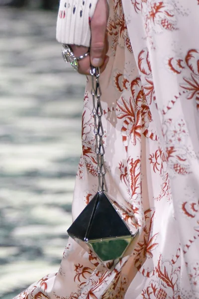 Look 135